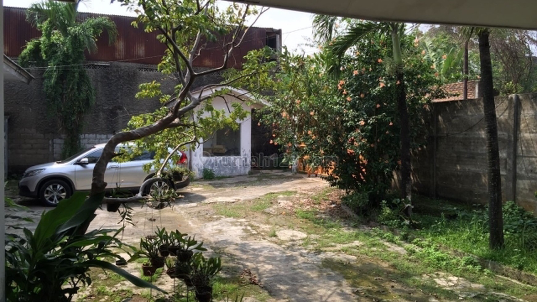 Dijual Rumah Lama Hitung Tanah Sangat Cocok Untuk Dibangun Perumahan Cluster #AK