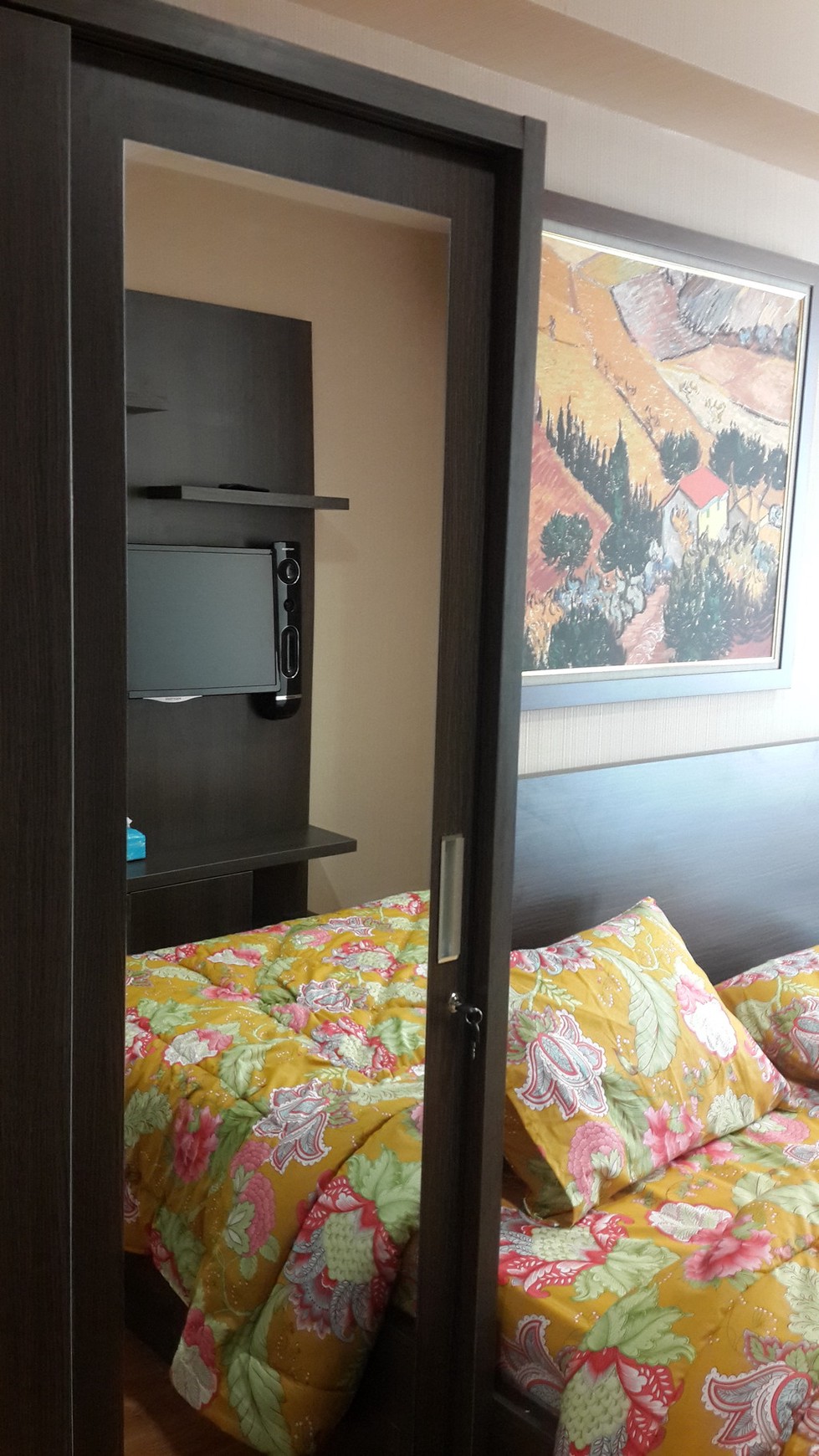 Disewakan Apartemen Full Furnished Lantai 5 Tower A