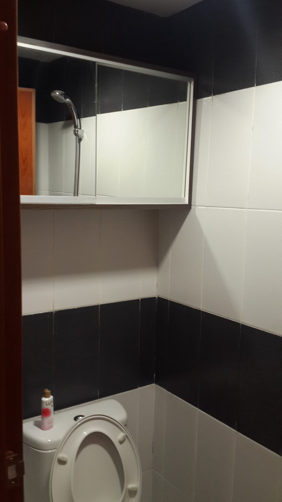 Disewakan Apartemen Full Furnished Lantai 5 Tower A