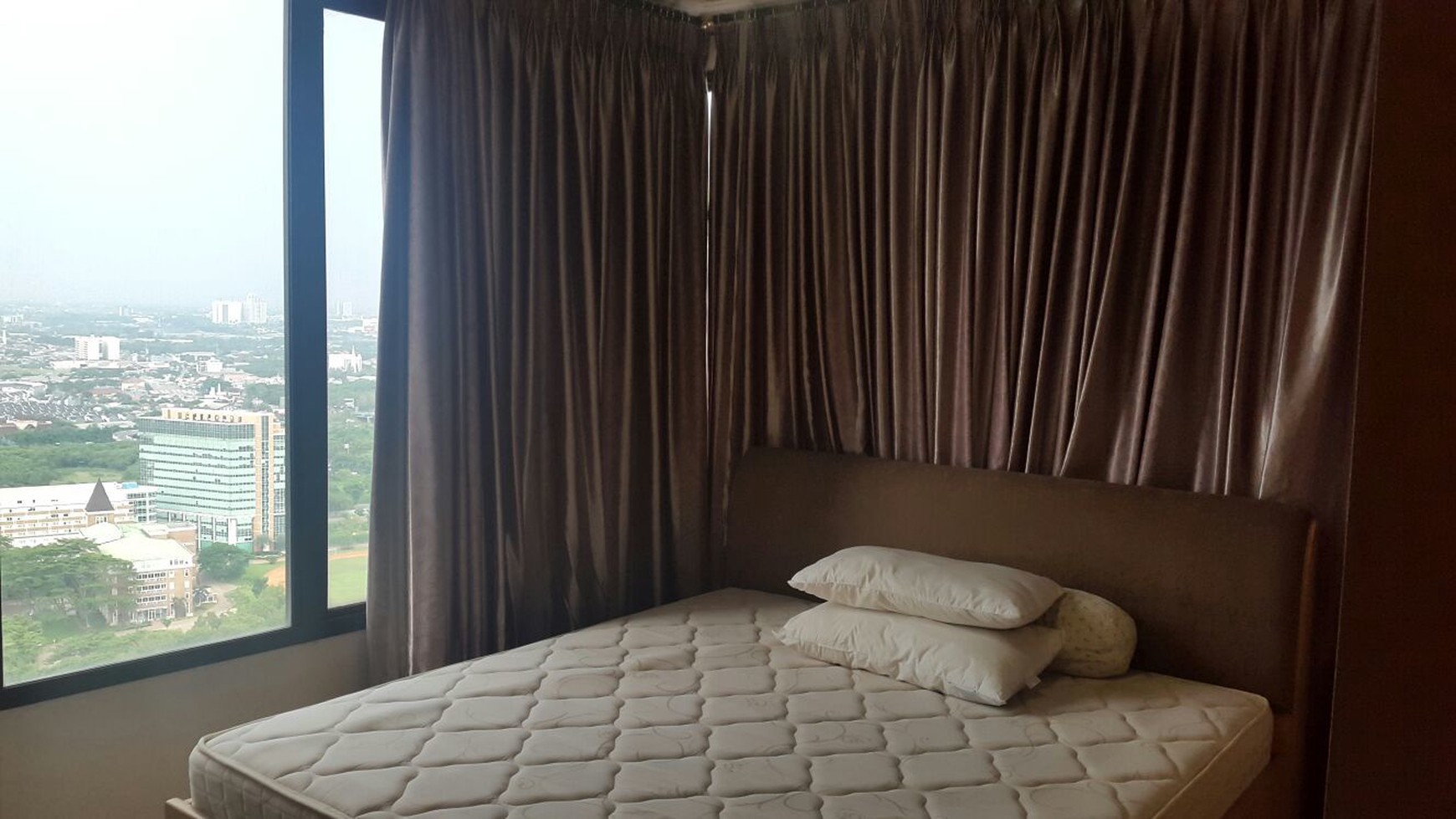 Disewakan Apartment 3 BR Amartapura Lt. 52 - Lippo Karawaci
