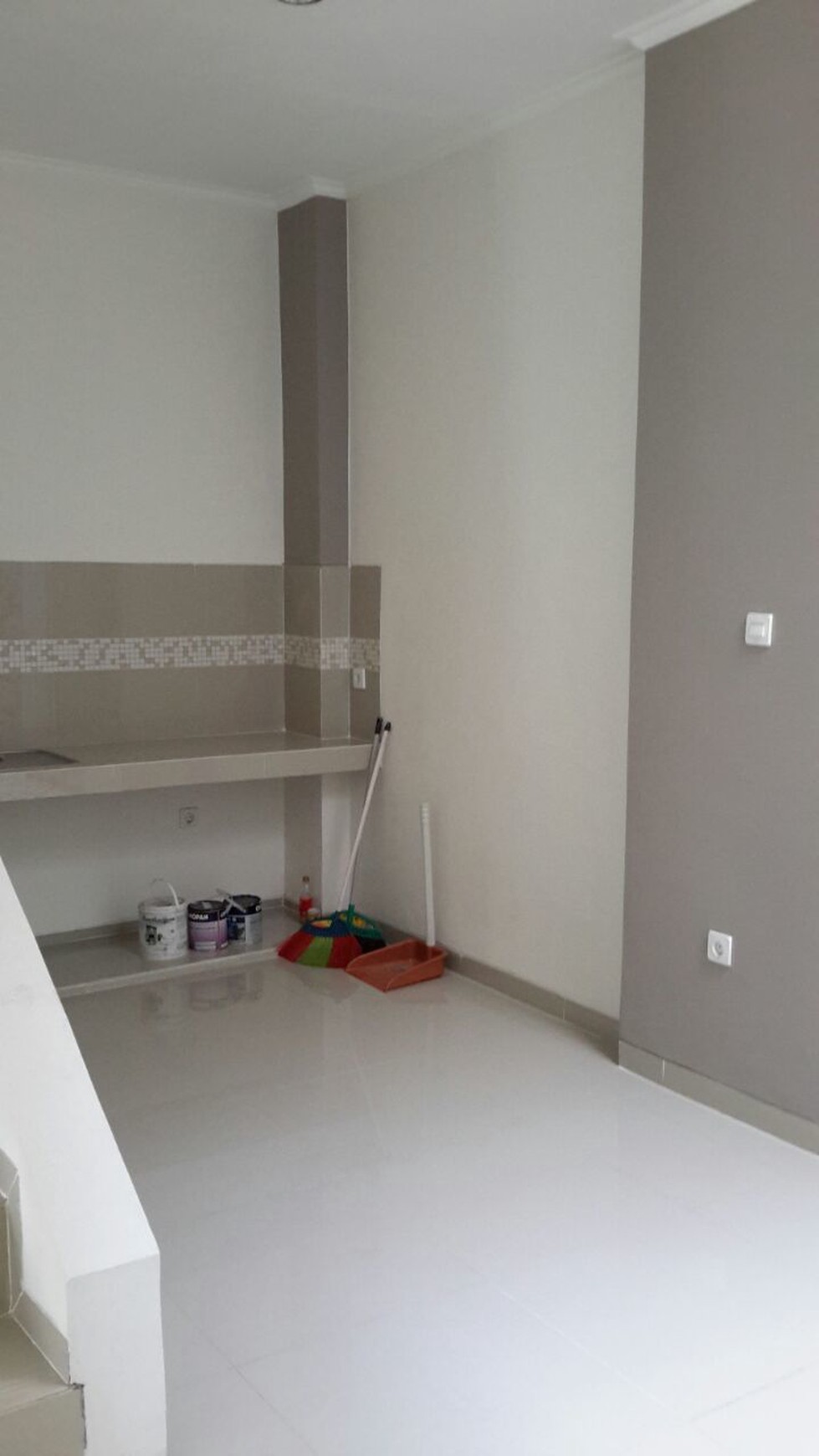 rumah brand new lokasi premium, bintaro