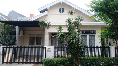 Rumah Nyaman dan Siap Huni di Kawasan Kasuari, Bintaro