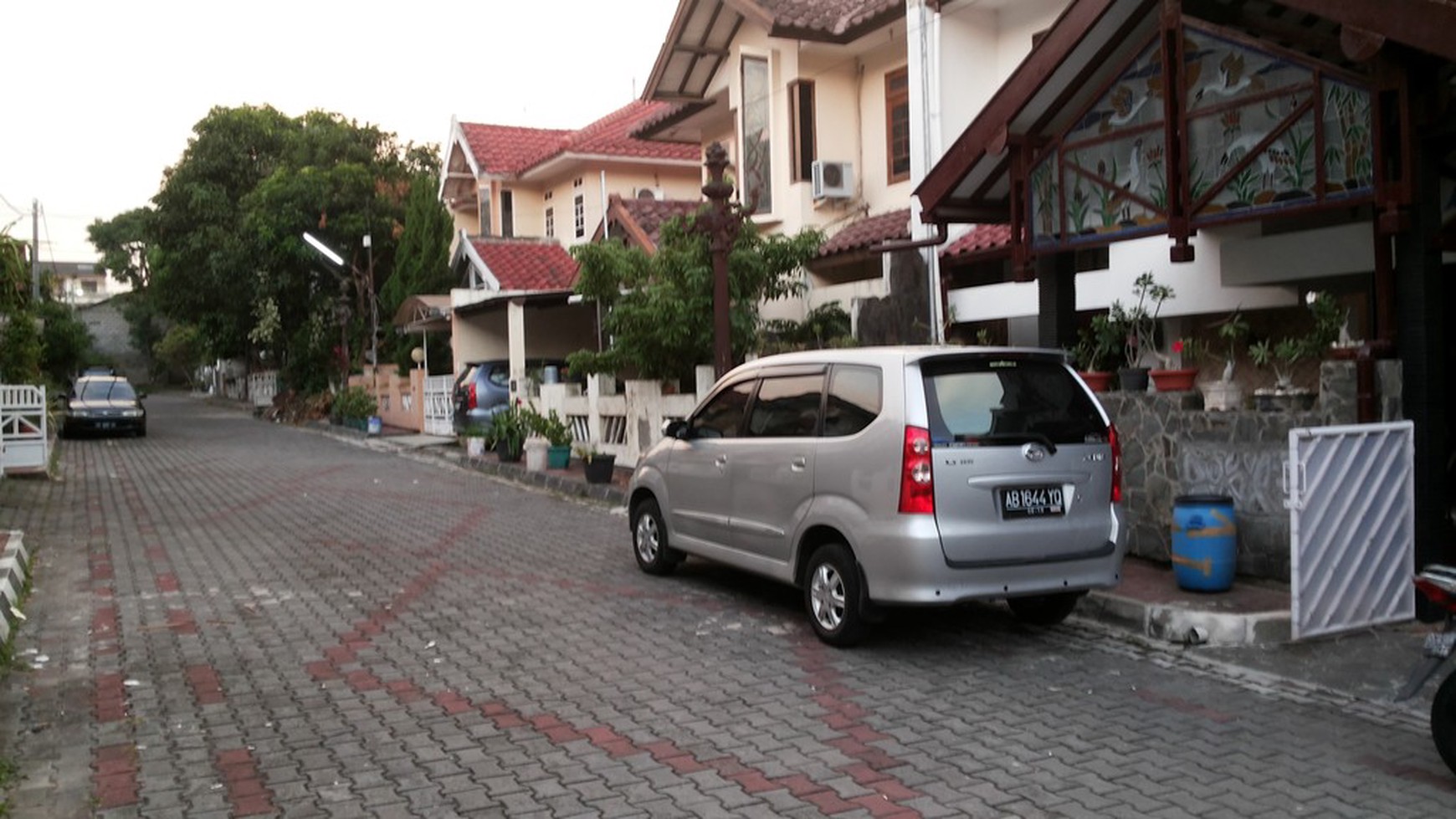 RUMAH DIJUAL DI GRIYA PERWITA ASRI, CONDONG CATUR, YOGYAKARTA