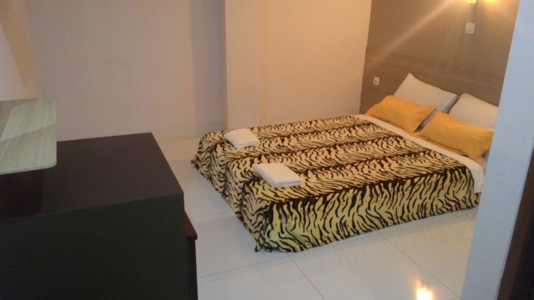 Kos-kosan Bagus,pinggir jalan di Neglasari Tangerang