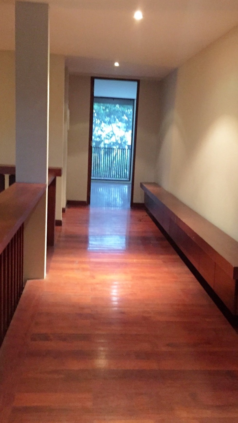 Dijual Rumah Mewah dengan Lokasi Strategis