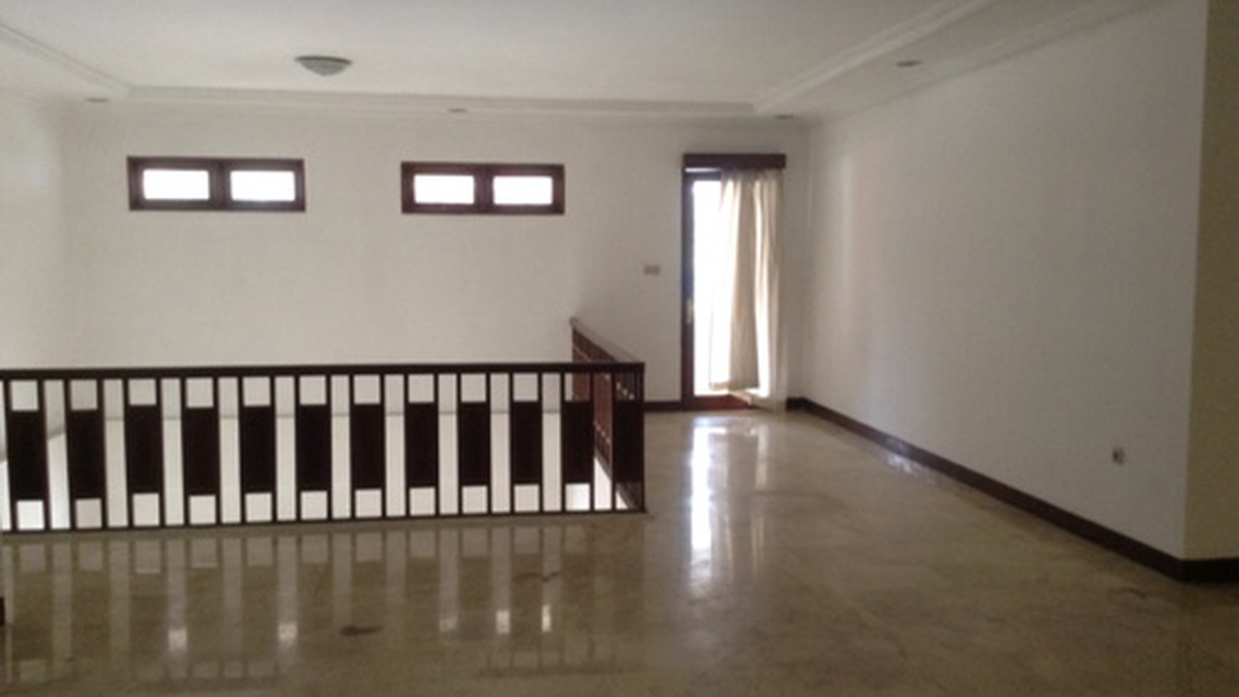 Disewakan rumah bisa buat kantor