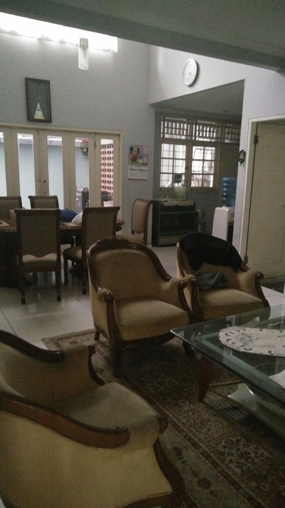 Rumah pinggir jalan,luas tanah 255,strategis  di Sektor 9 Bintaro Jaya