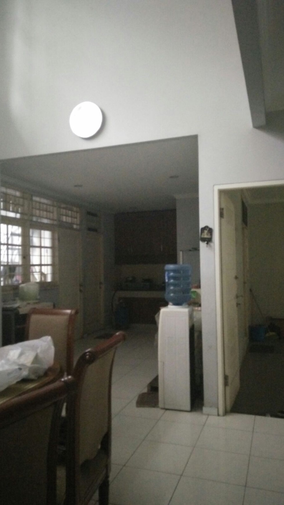 Rumah pinggir jalan,luas tanah 255,strategis  di Sektor 9 Bintaro Jaya