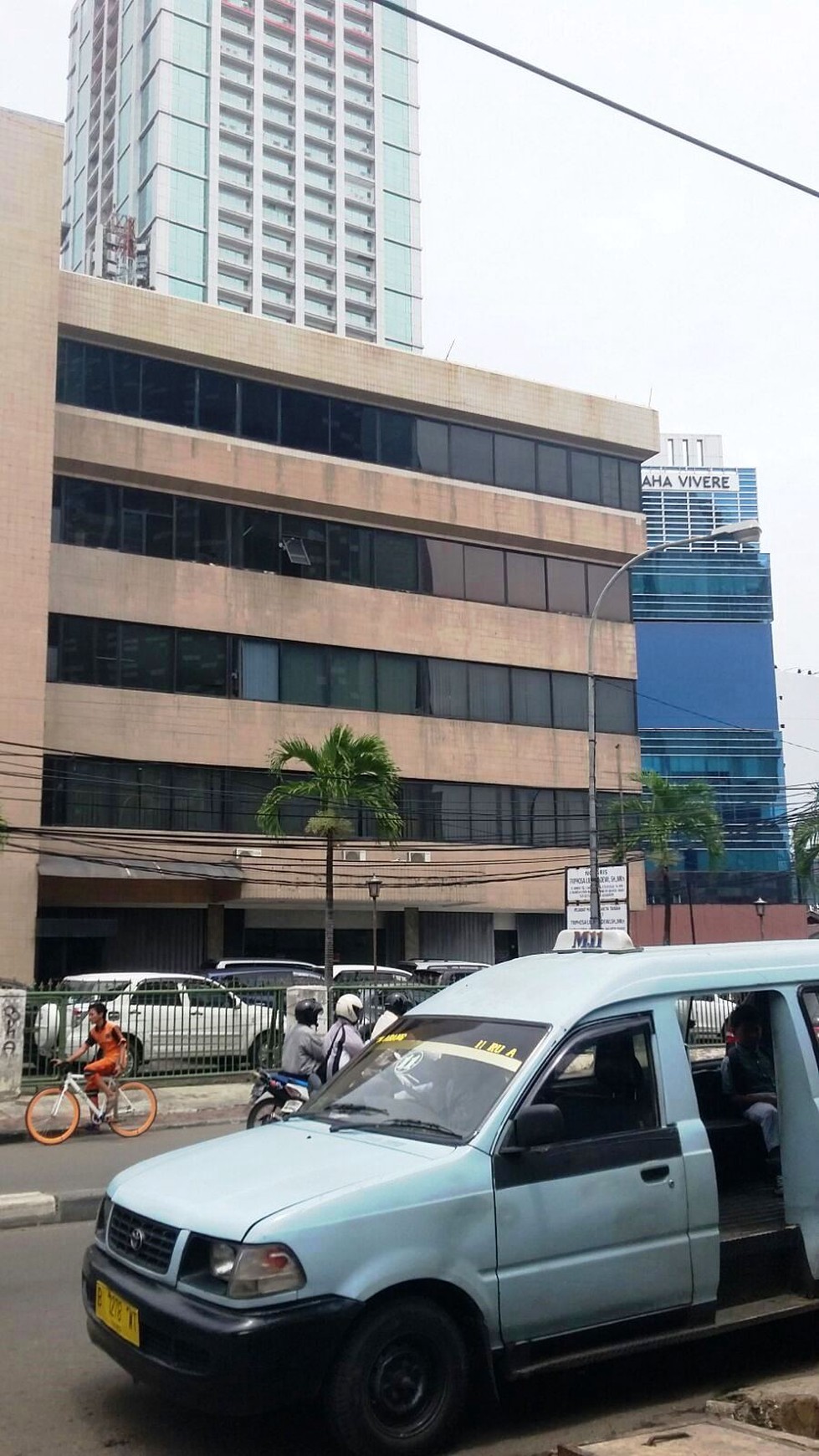 Ruko Luas dan Strategis di Kawasan Palmerah, Jakarta Pusat