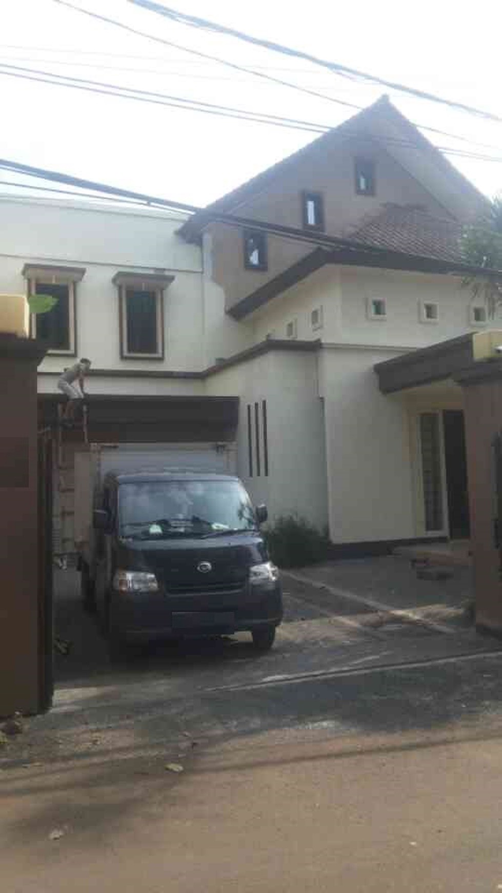 Rumah Siap Huni,Minimalis di Simatupang Jakarta Selatan