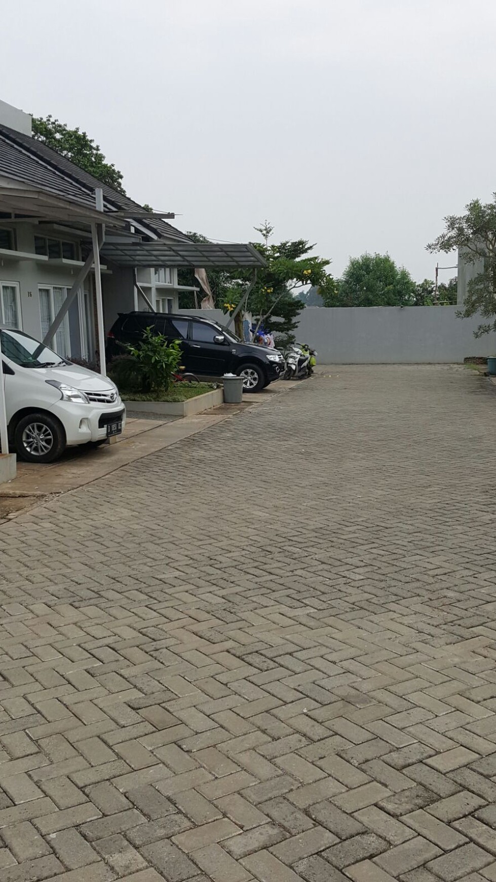 Rumah Mungil Dalam Cluster Di Sekitar Bintaro