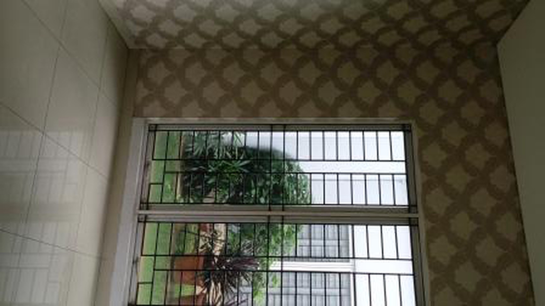 Hunian Tenang Dalam Cluster Di Bintaro #EU