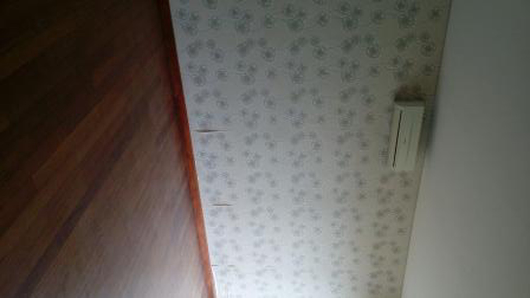 Hunian Tenang Dalam Cluster Di Bintaro #EU