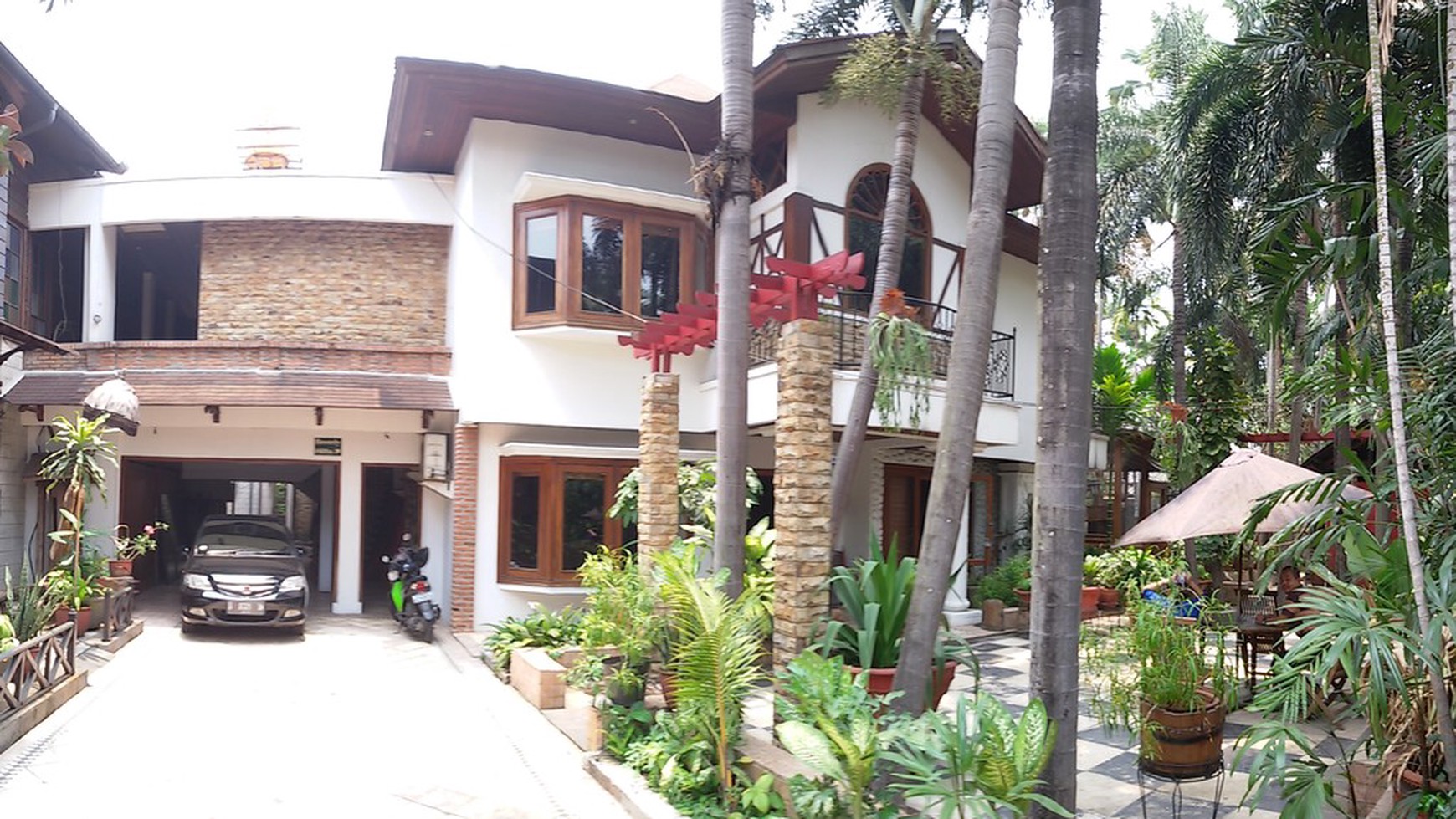 Rumah Disewa Adhyaksa  Lebak Bulus