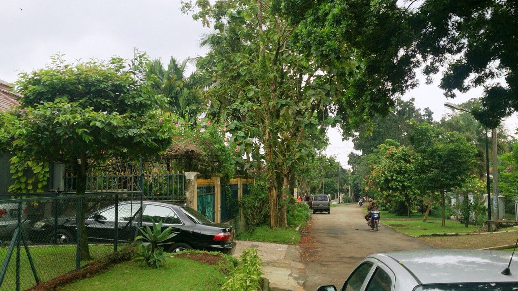 Lokasi sangat strategis !! Rumah Nyaman dan Siap Huni di Kawasan Bogor, Jawa Barat