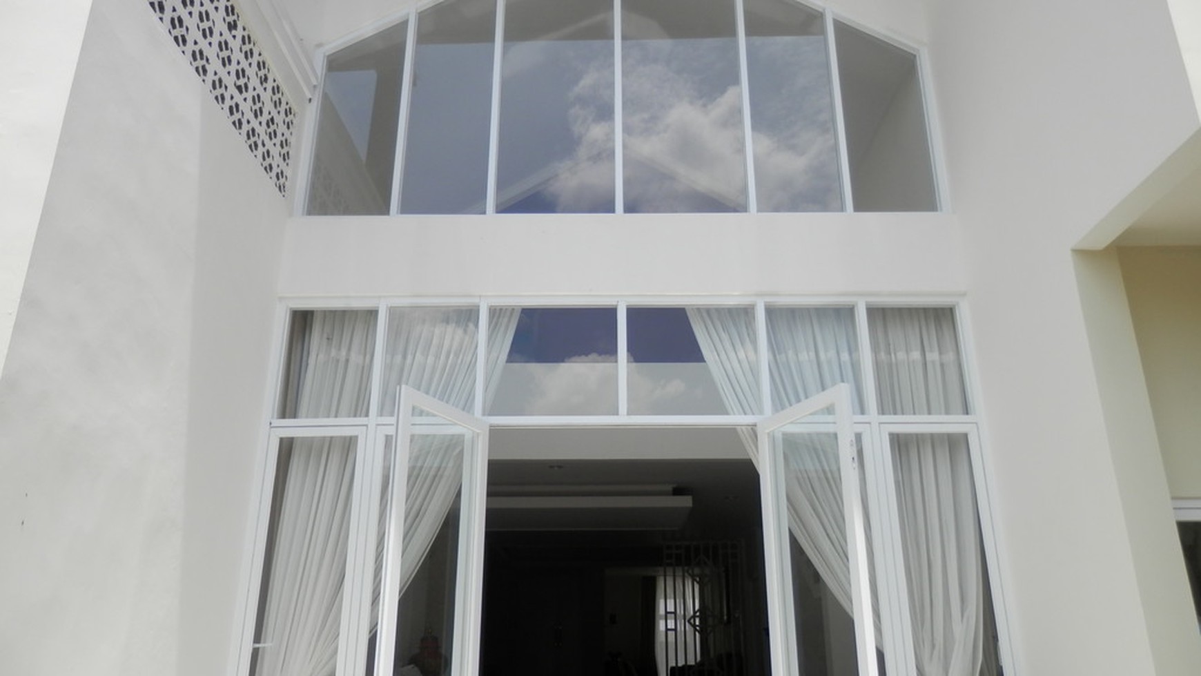 Rumah di Green Park Bouleard, Jatiwarna