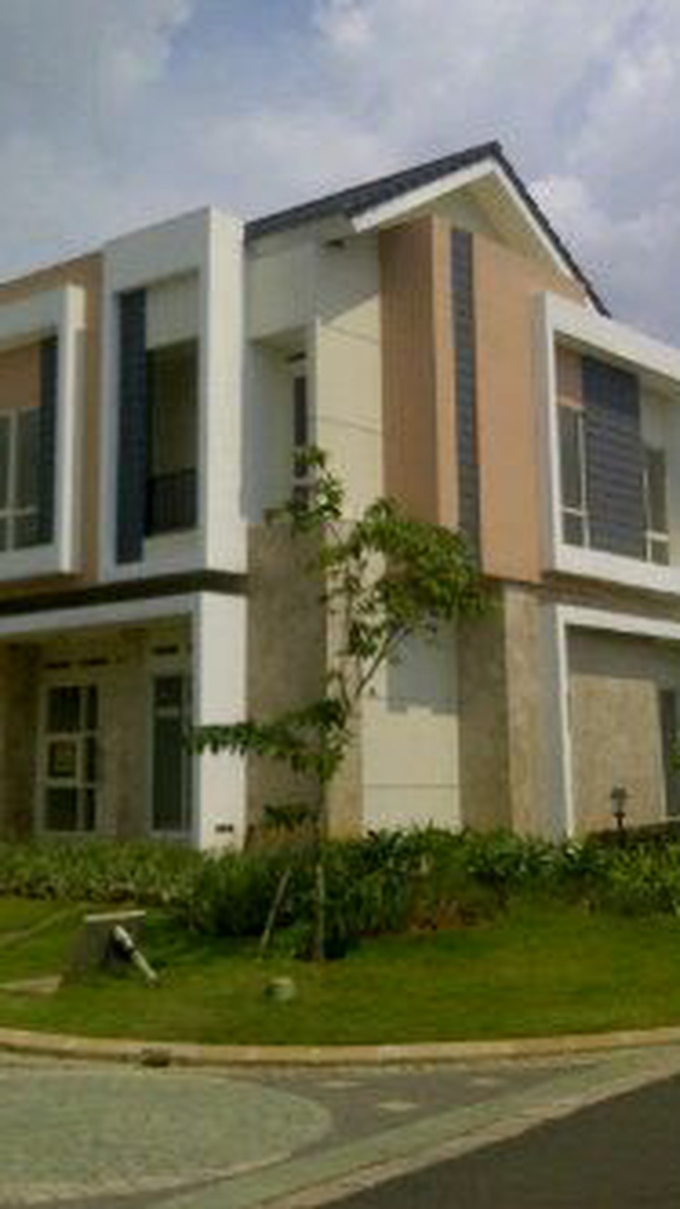 Dijual Rumah Starling Timur - The Springs, Gading Serpong