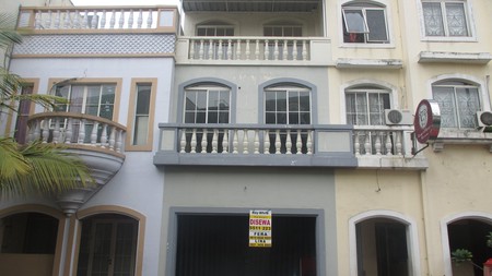 Disewakan Ruko Palais De Europe Jl. Lavayette - Lippo Karawaci