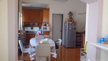 Dijual 2 Townhouse Jadi 1 Di Lantai Yang Sama Taman Ayu- Lippo Karawaci