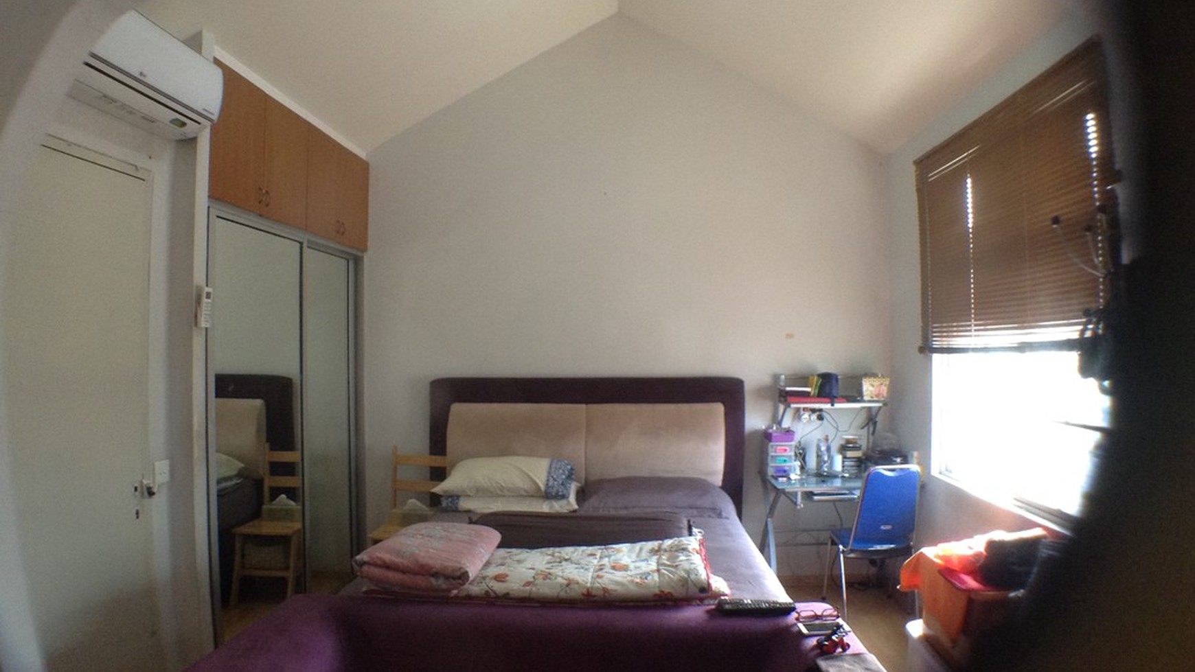 Dijual 2 Townhouse Jadi 1 Di Lantai Yang Sama Taman Ayu- Lippo Karawaci