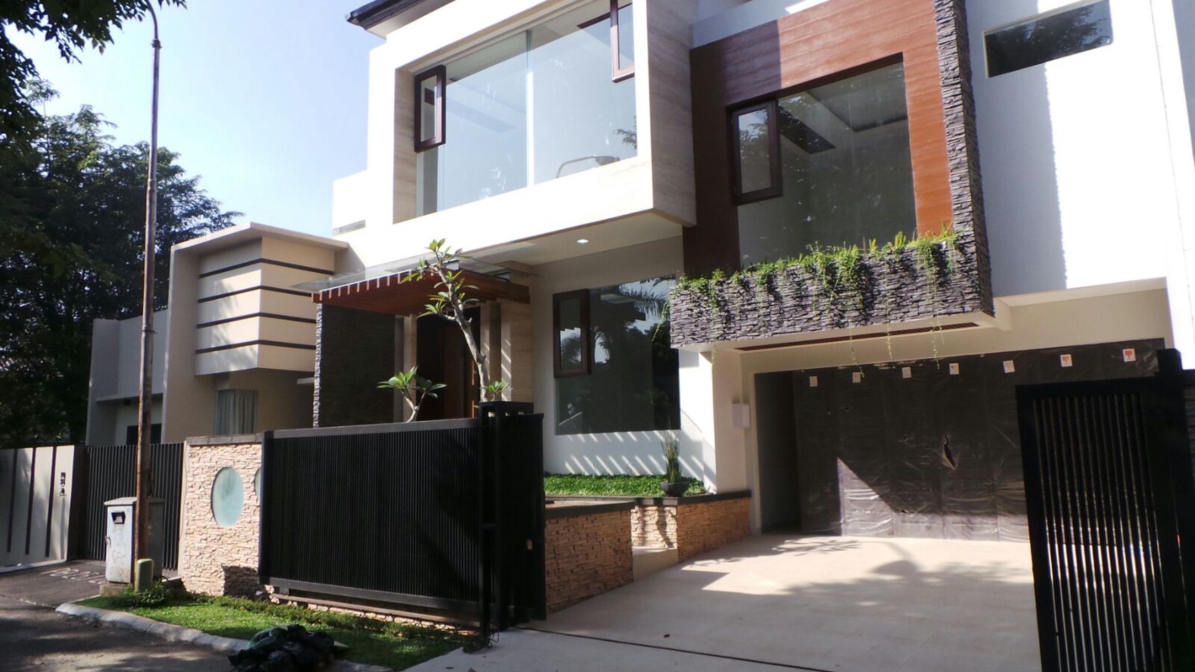 Rumah Idaman Dalam Perumahan Bintaro Sektor 9