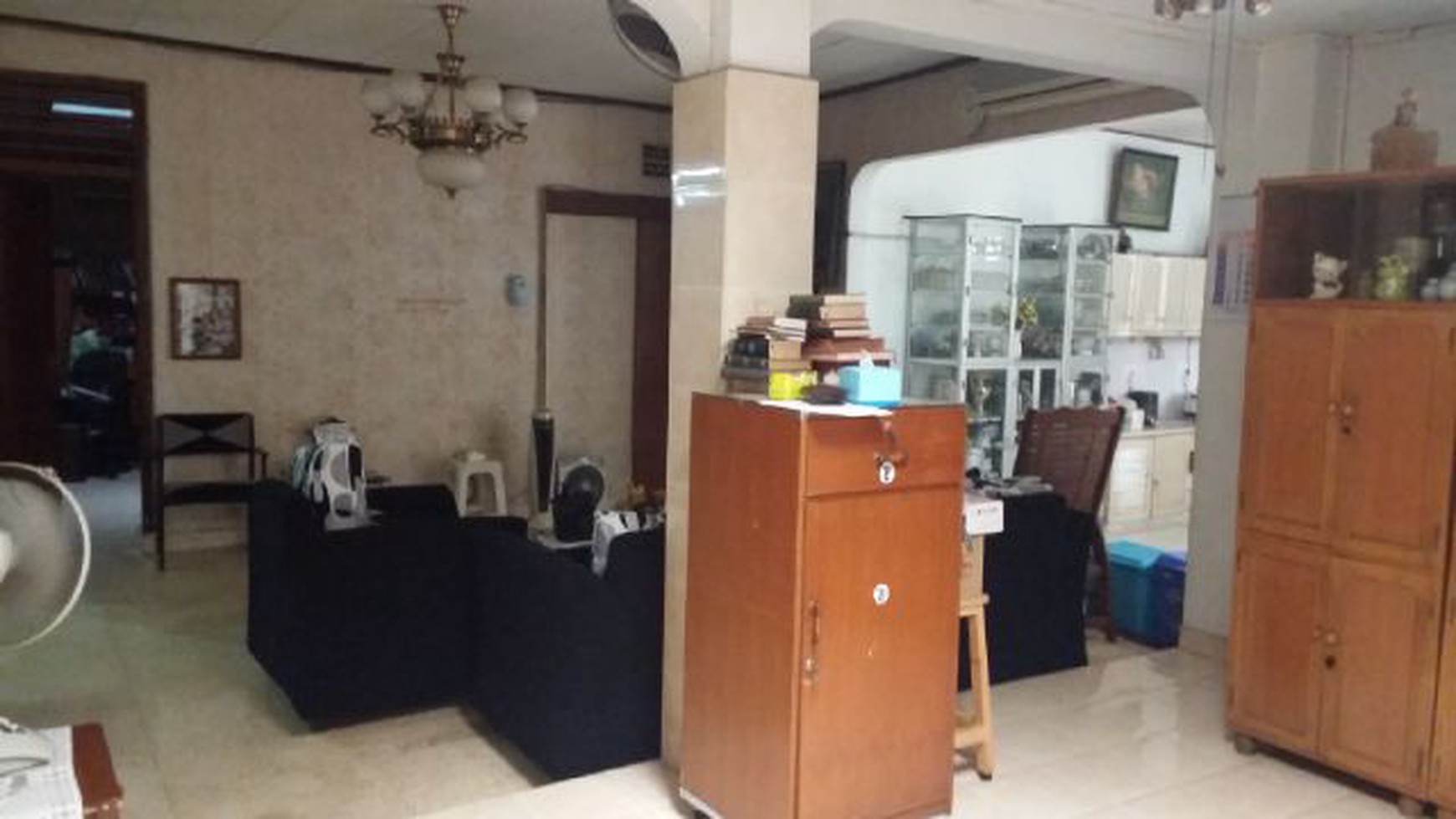 RUMAH BESAR  COCOK UNTUK KOS-KOS AN P. BETUNG BINTARO