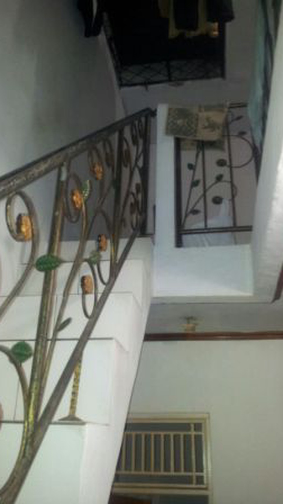 Rumah pinggir jalan, bisa utk usaha, 120m  750JT