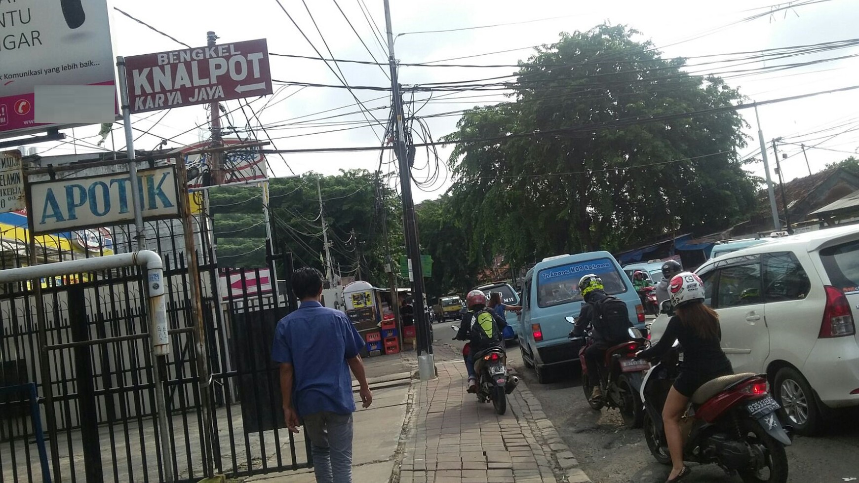 Ruang Usaha,cocok Buka usaha,pinggir jalan di Jakarta Barat