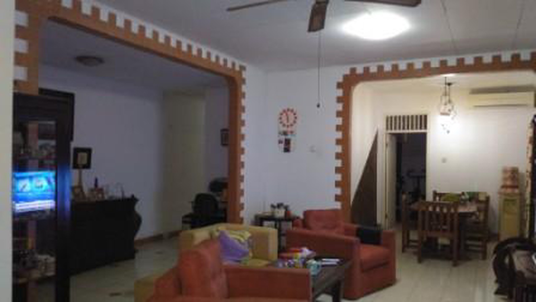 Rumah 205m harga 2.5M, siap RENOVASI