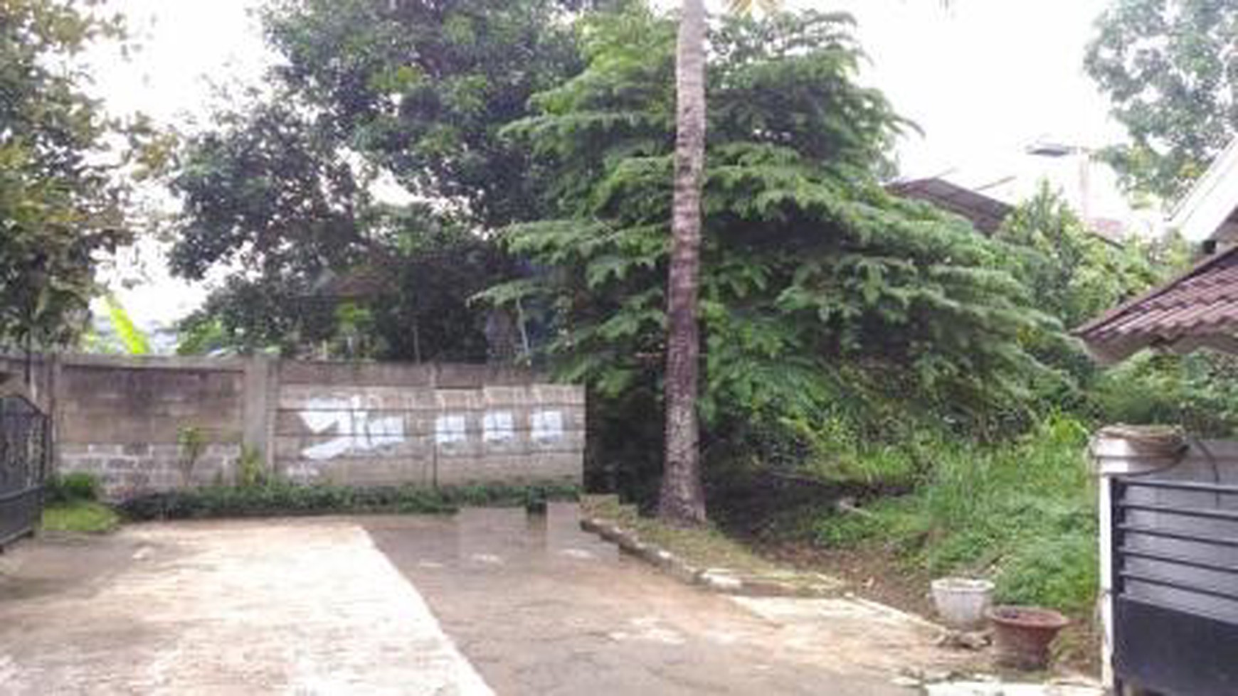 Rumah 205m harga 2.5M, siap RENOVASI