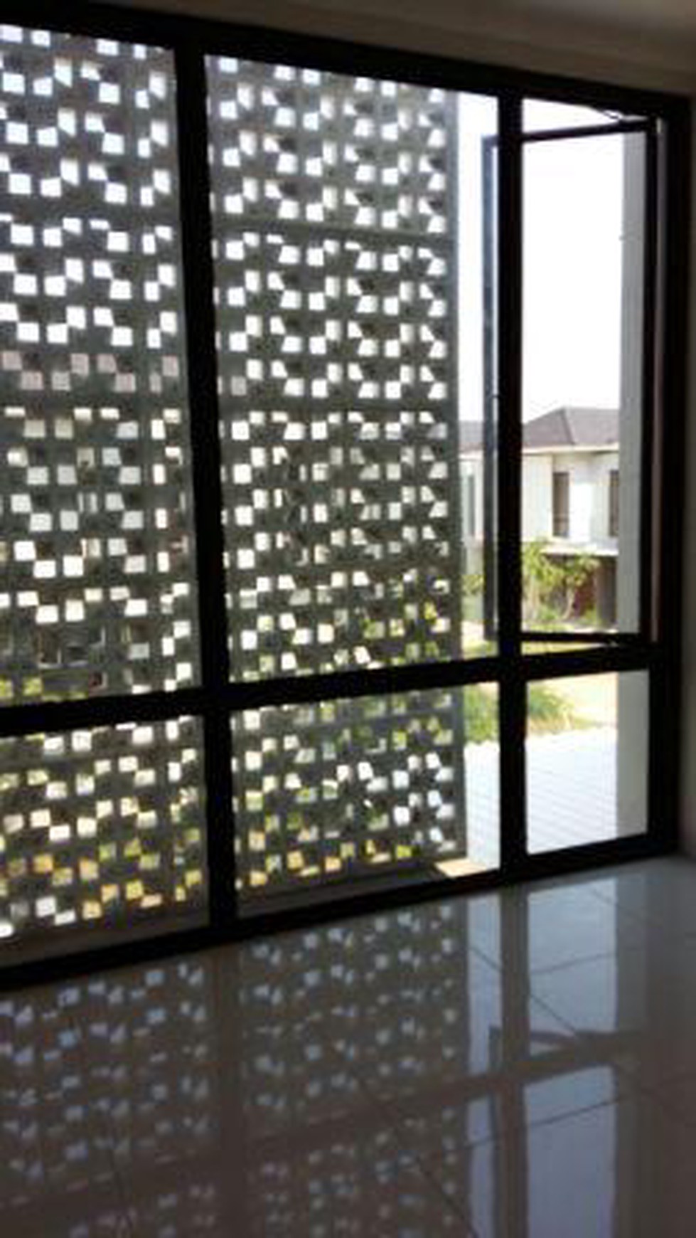 Rumah di Discovery Lumina