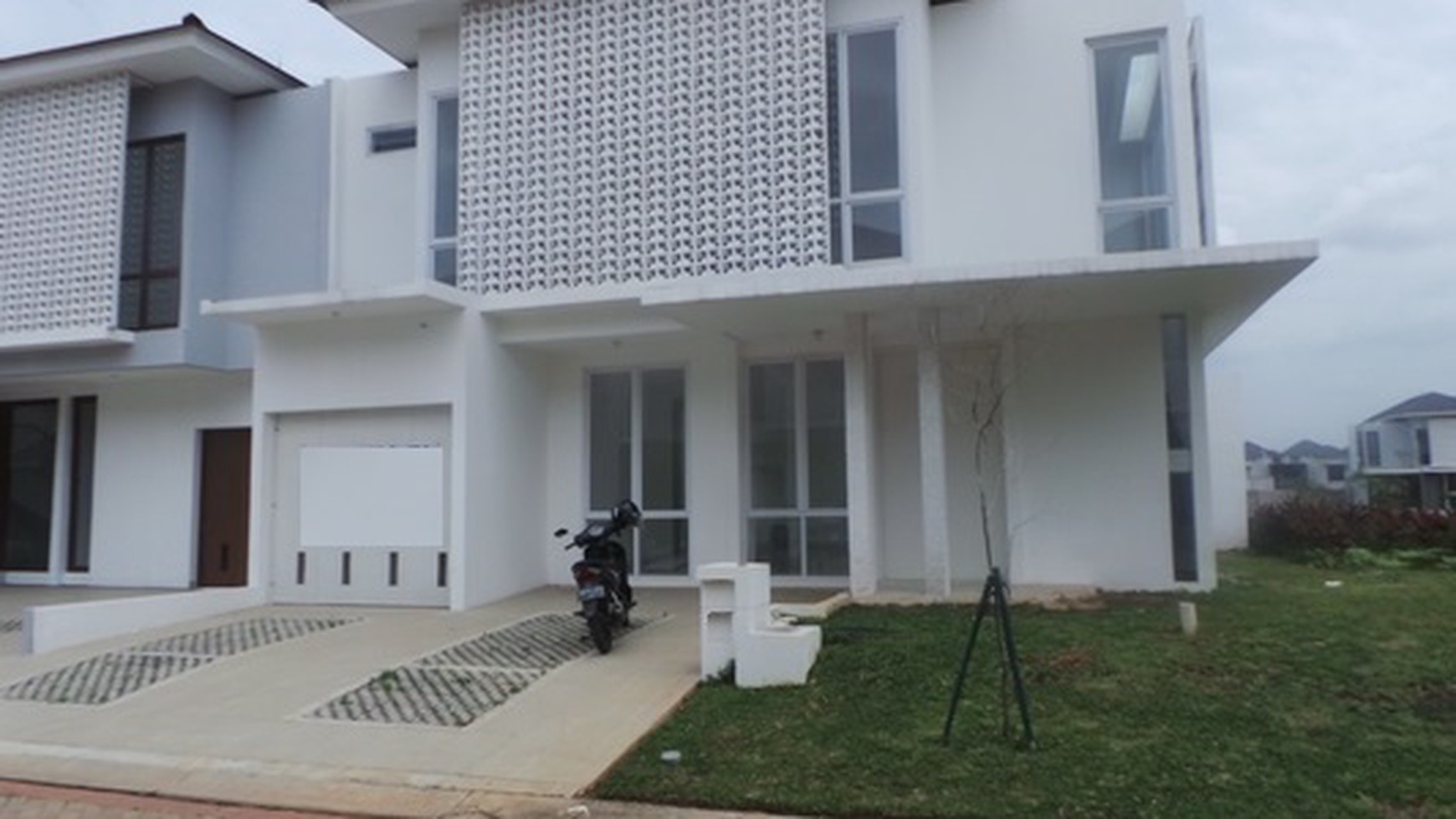 Rumah Brand New,Bagus,Dalam cluster di Sektor 9 Bintaro Jaya