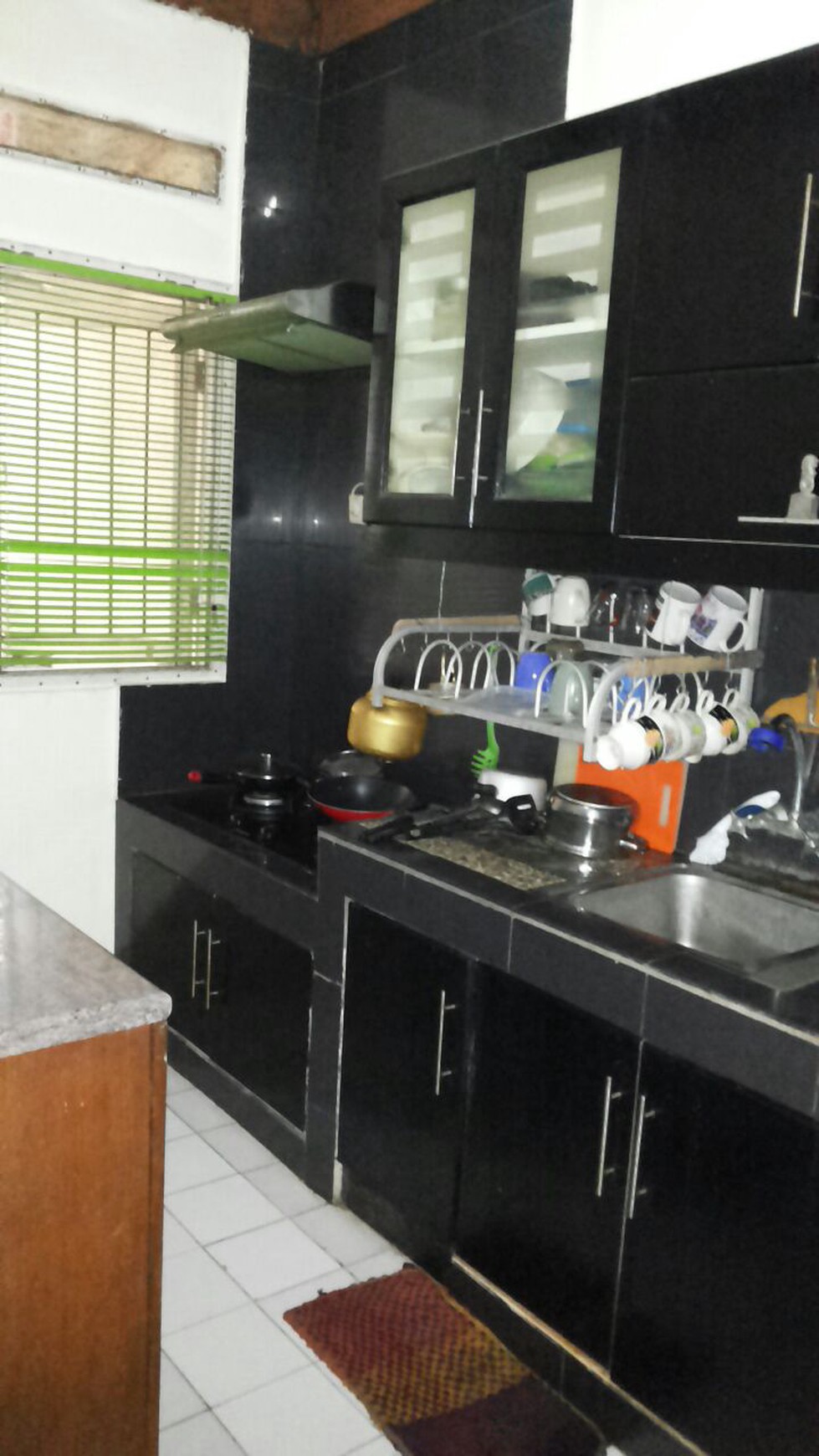 Rumah Bagus,hadap timur,siap huni,Sektor 2 Kepodang