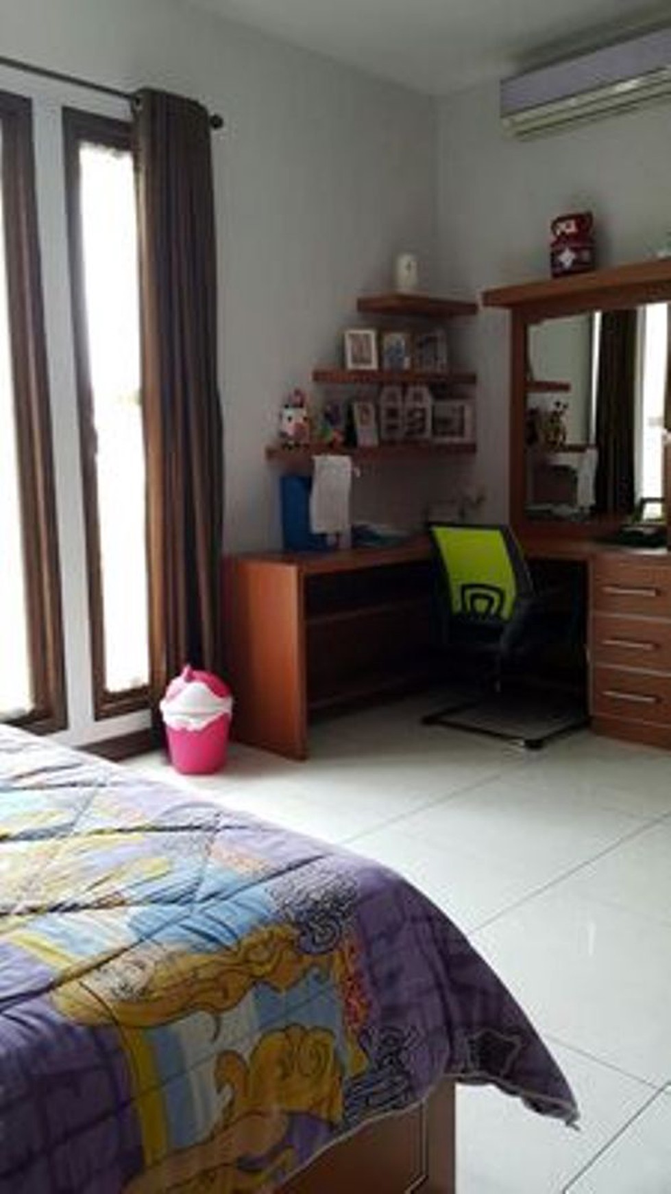 Rumah Minimalis Dalam Cluster Kebayoran Bintaro Sektor 7