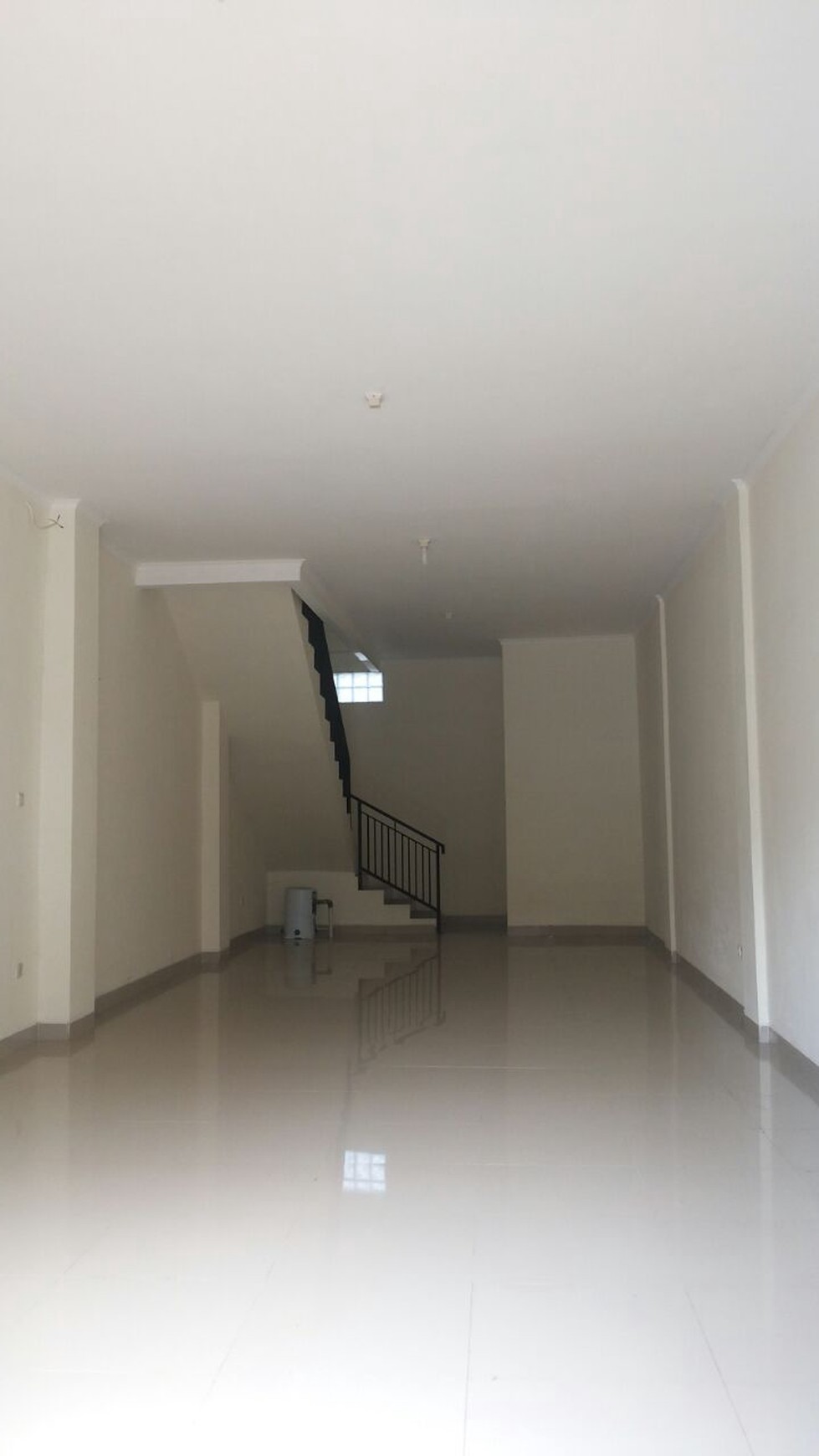 Dijual Ruko Graha Raya Boulevard Anggrek Loka - Graha Raya, Tangerang