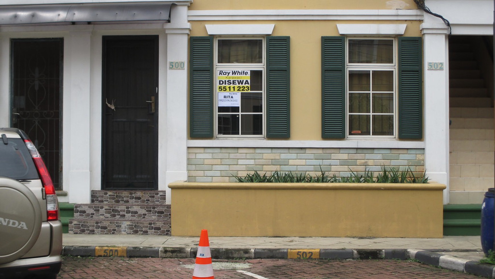 Disewakan Townhouse Taman Hijau - Lippo Karawaci