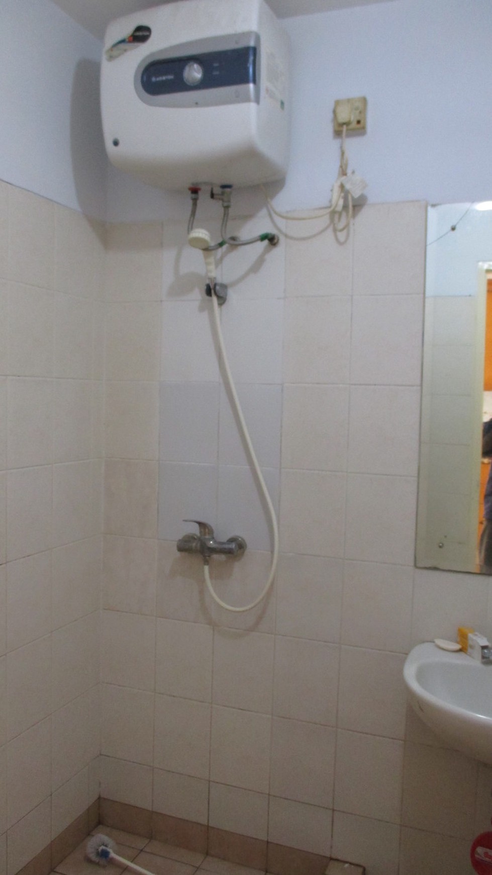 Dijual / Disewakan Townhouse 3 Lantai Taman Elok - Lippo Karawaci