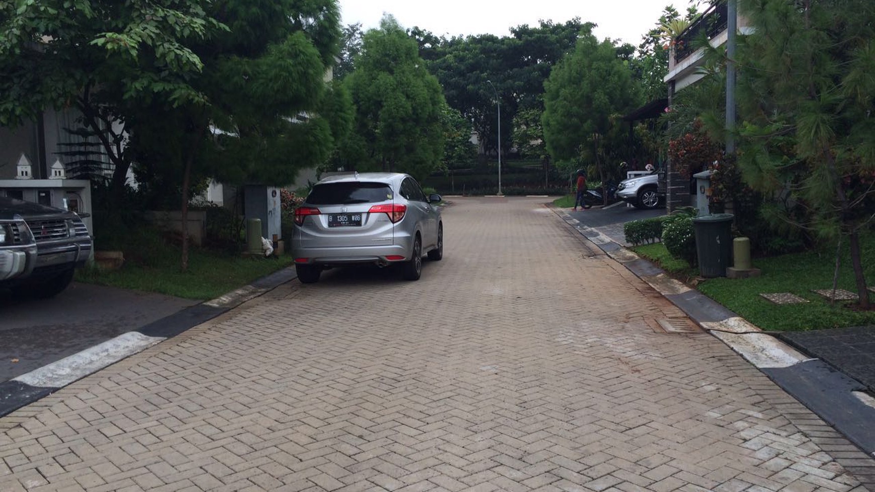 Rumah Nyaman dan Siap huni di Kawasan Cluster Kebayoran Residences, Bintaro