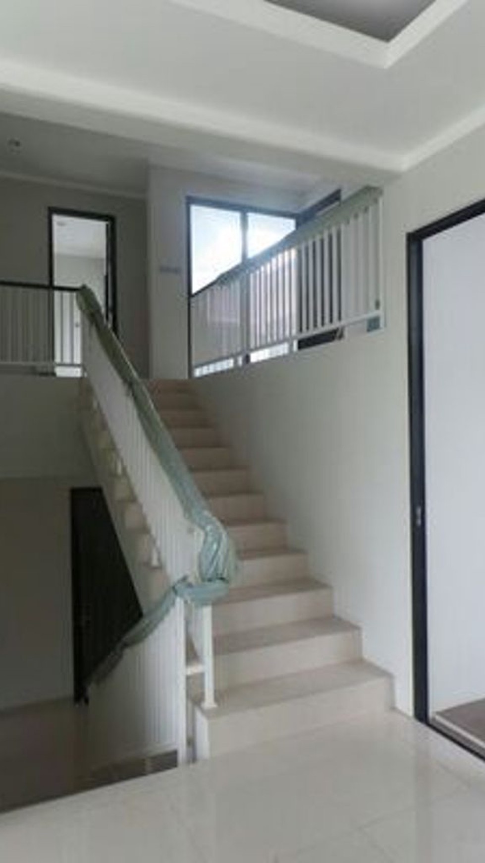 Rumah Minimalis,Brand new di Bintaro Jaya Sektor 7