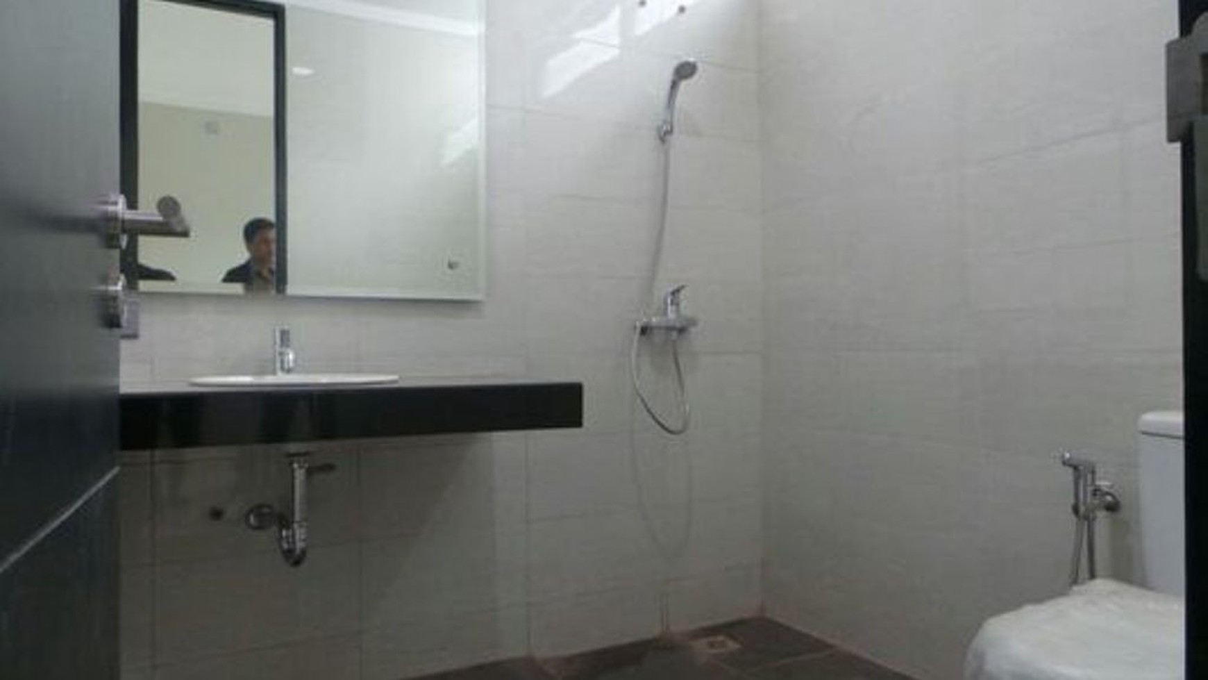 Rumah Minimalis,Brand new di Bintaro Jaya Sektor 7