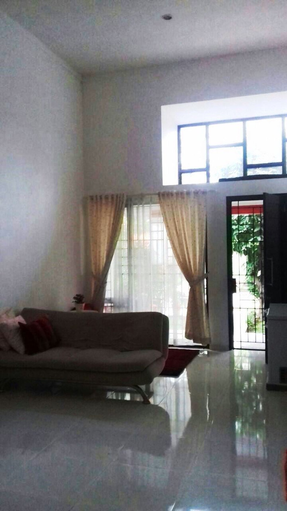 Rumah Nyaman dan Siap Huni di Kawasan Cluster Gracia