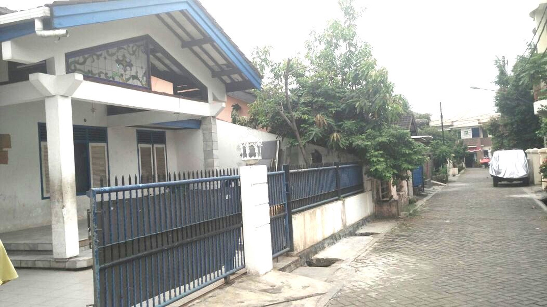 Rumah Standar terawat Bagus Tanah Besar di Kembang Larangan