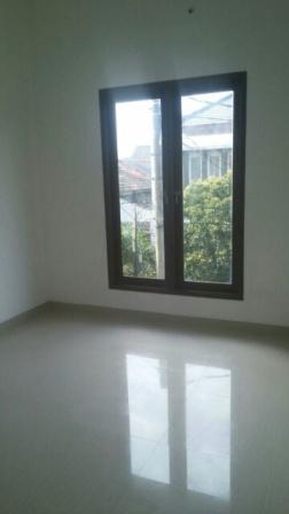 Rumah Dalam Cluster Di Bintaro Sektor 9 #EU