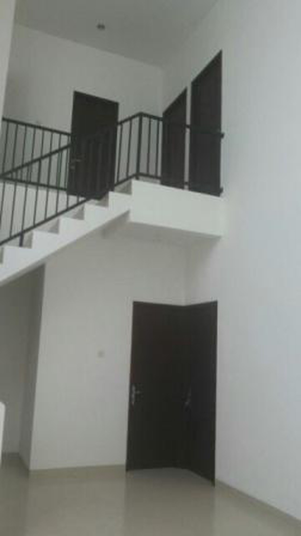 Rumah Dalam Cluster Di Bintaro Sektor 9 #EU