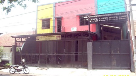 Gudang di Medokan Ayu ,cocok untuk Usaha/Home Industri, 1.5 Lantai, Siap Pakai - D/Y -