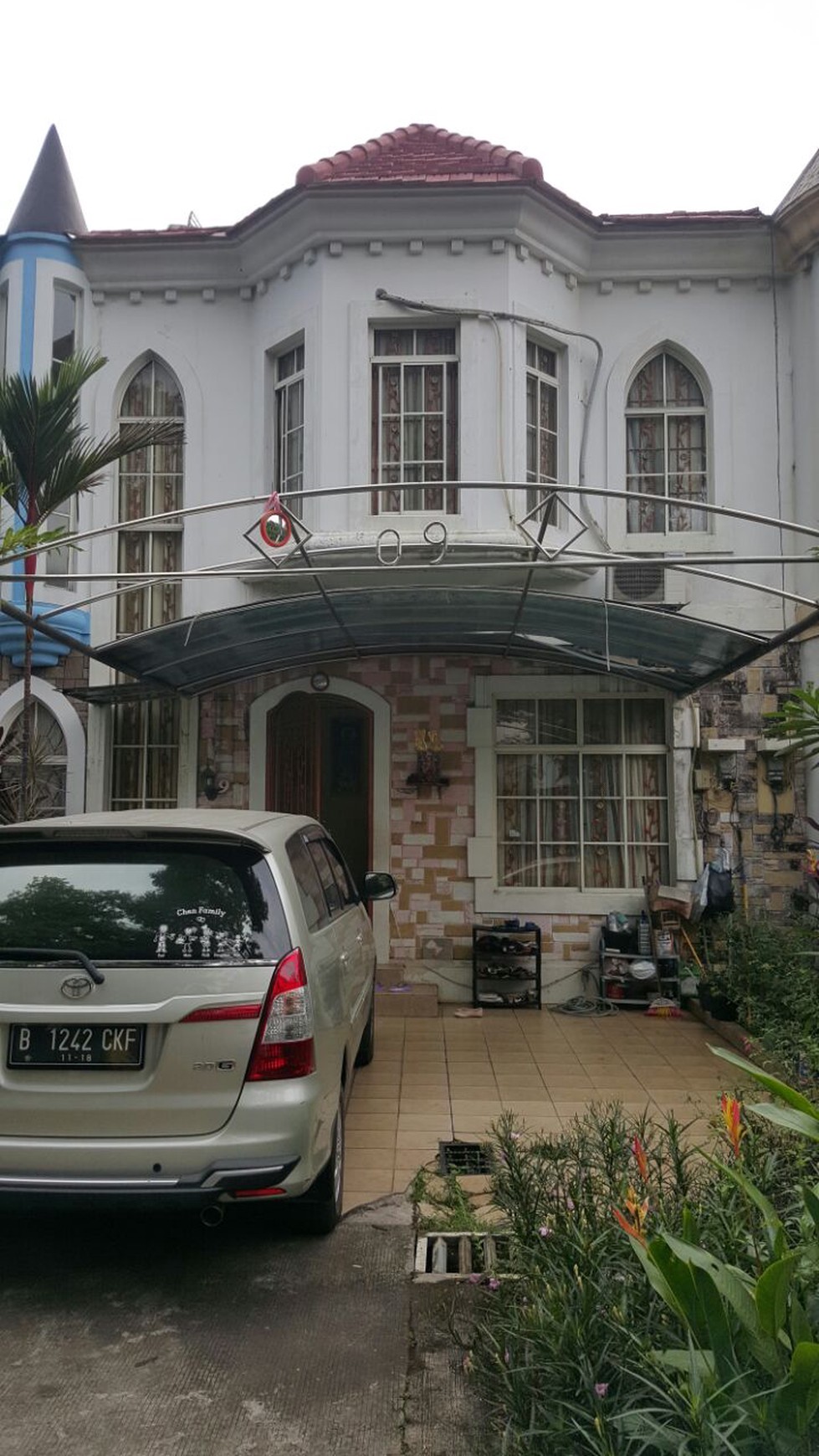 DIjual Rumah Taman Britania - Lippo Karawaci