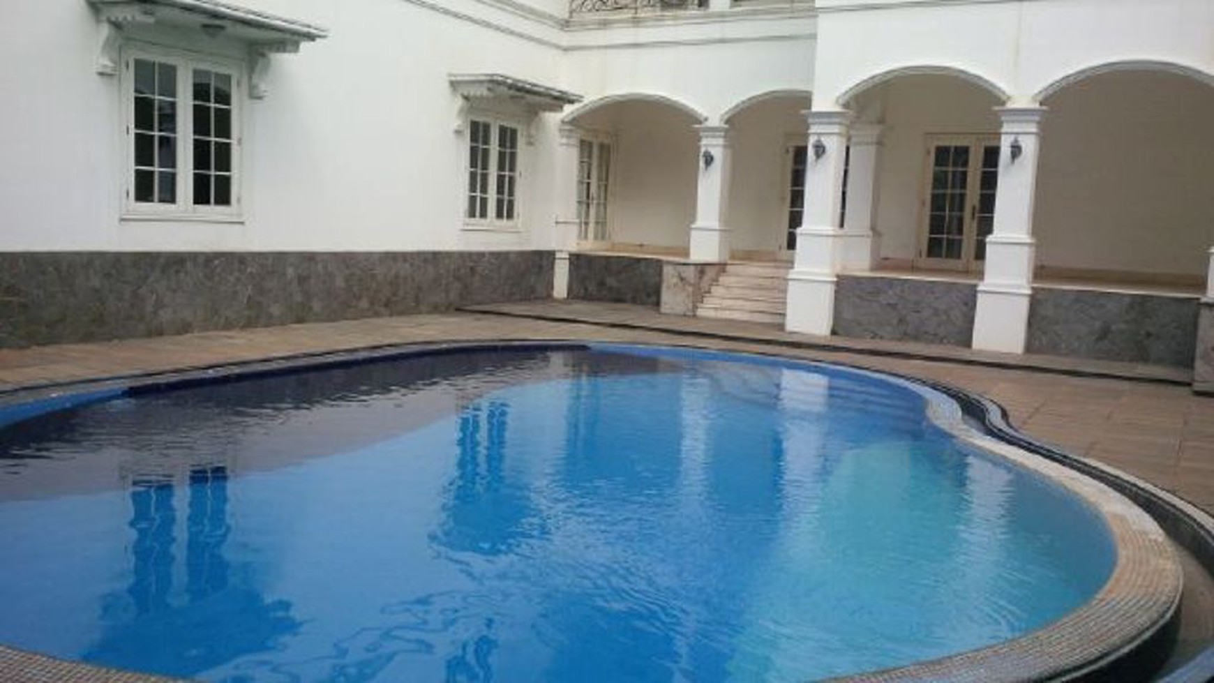 Rumah Mewah Dalam Cluster Di Bintaro Jaya Sektor 9