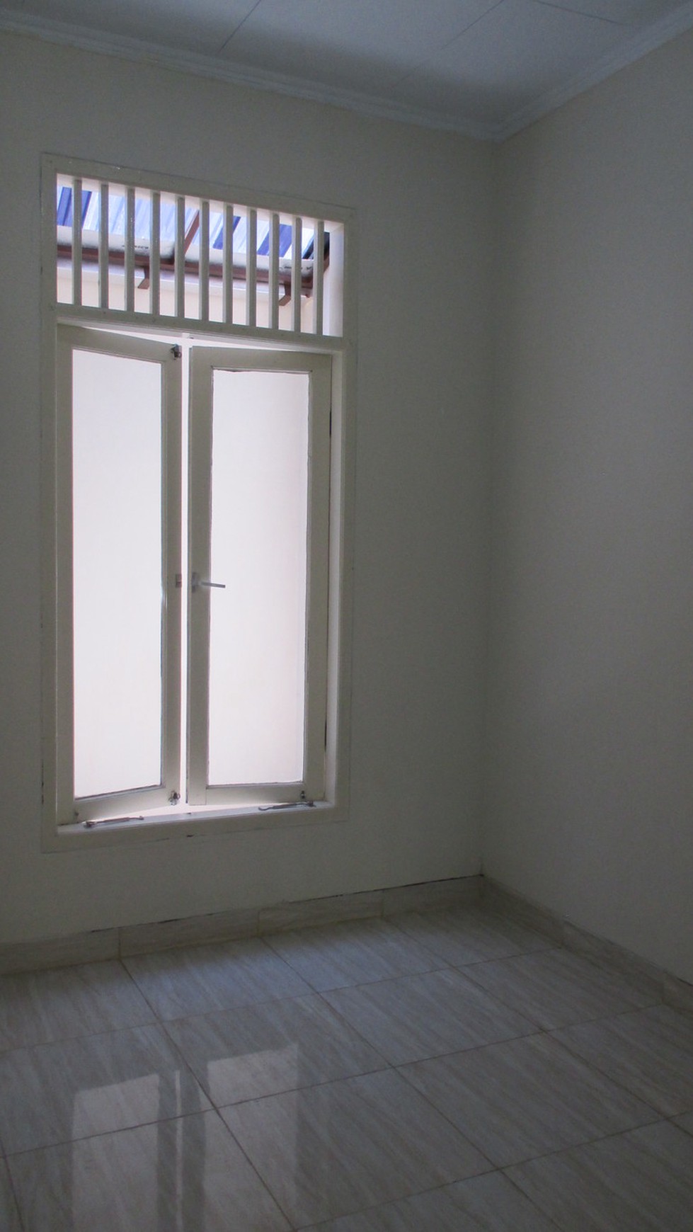 Disewakan Rumah Taman Bromo - Lippo Karawaci