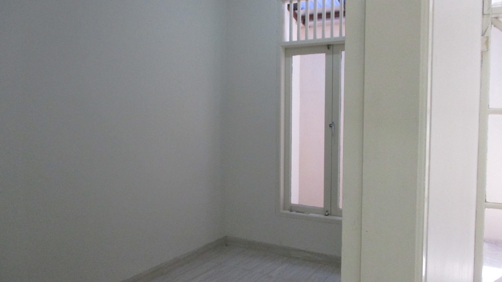 Disewakan Rumah Taman Bromo - Lippo Karawaci