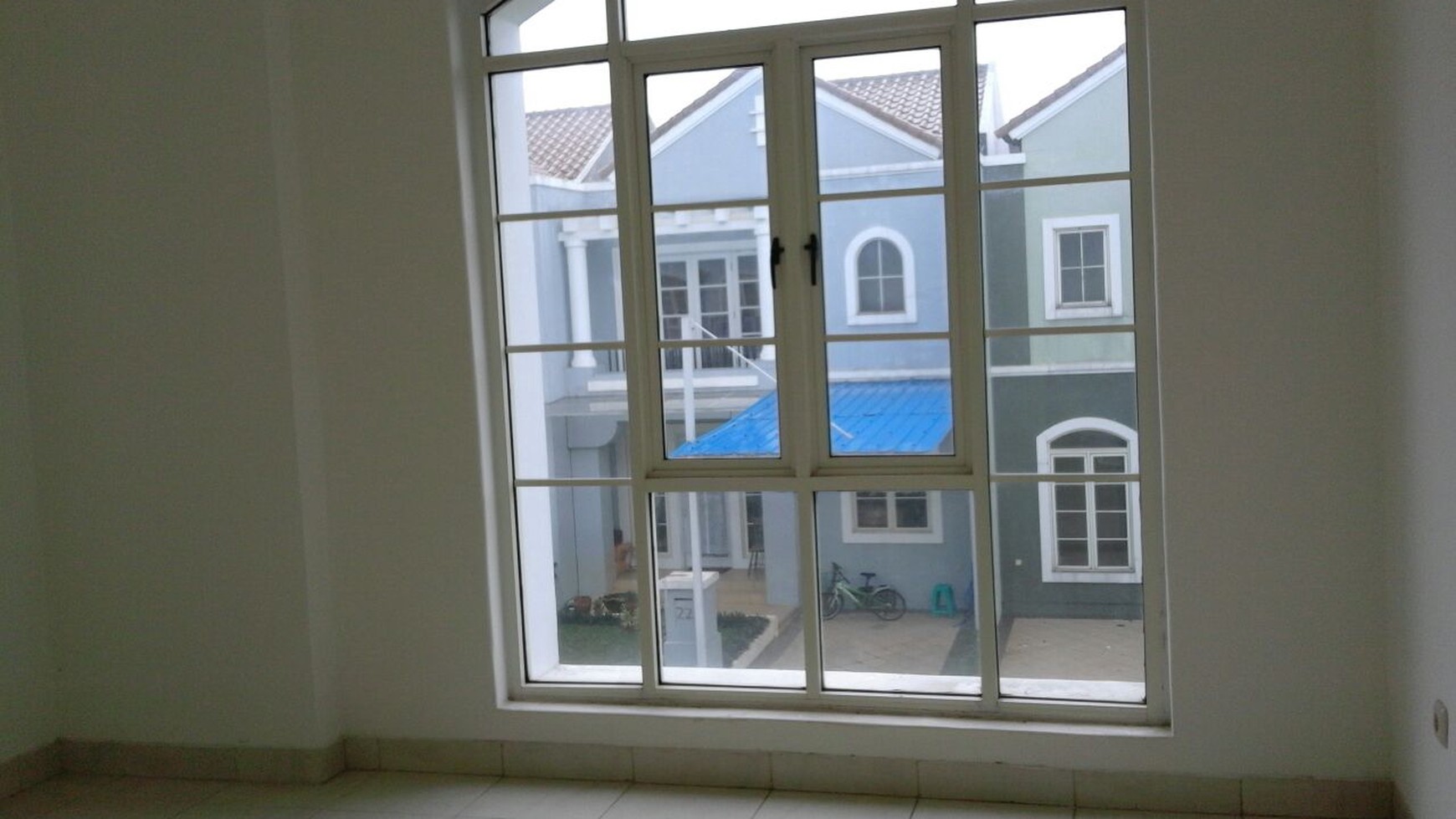 Disewakan Rumah Taman Rolling Hill - Lippo Karawaci
